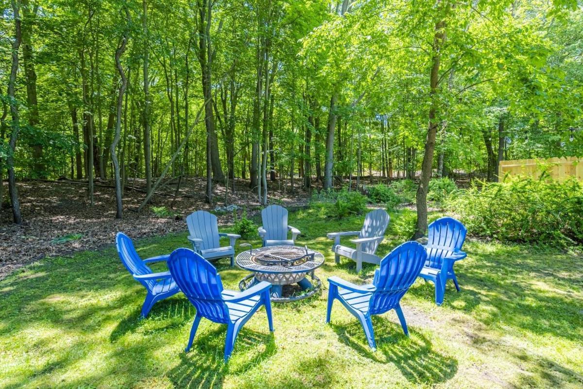 Coastal Comfort Meets Beachside Bliss Muskegon Exterior photo