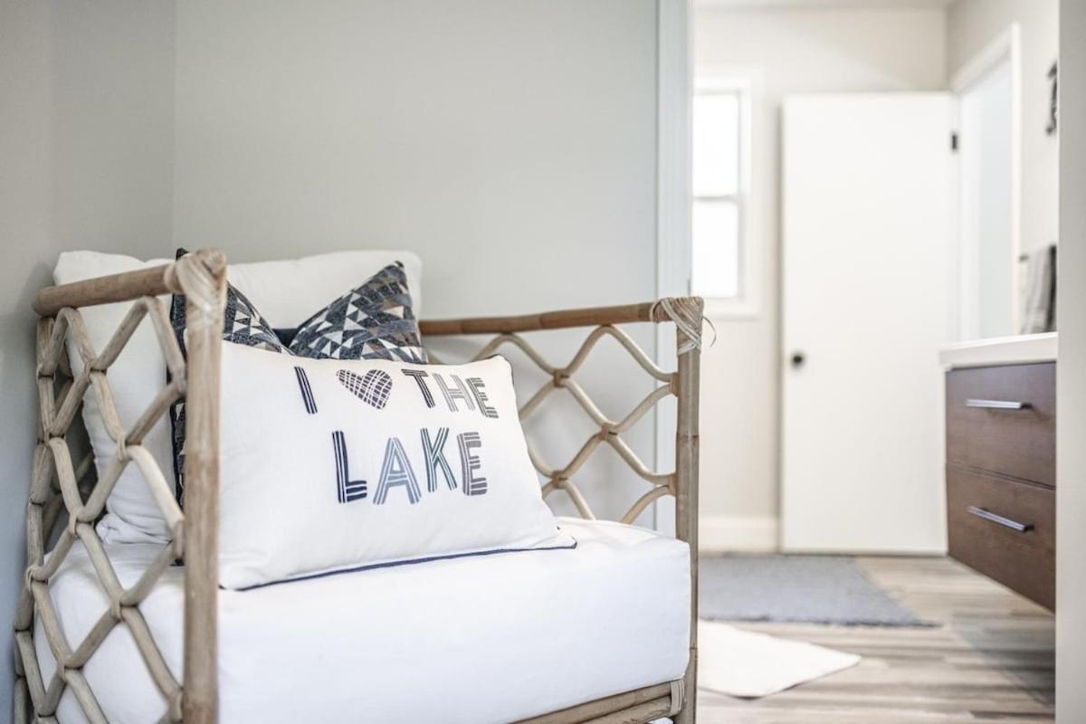 Coastal Comfort Meets Beachside Bliss Muskegon Exterior photo